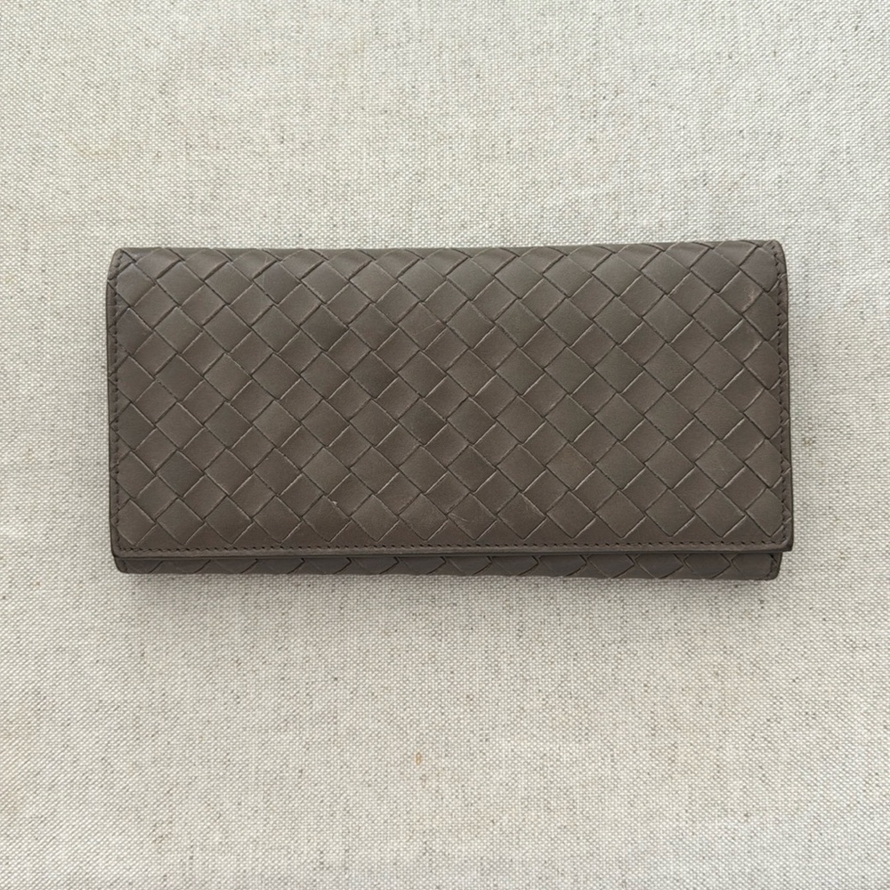 .Bottega Veneta long wallet